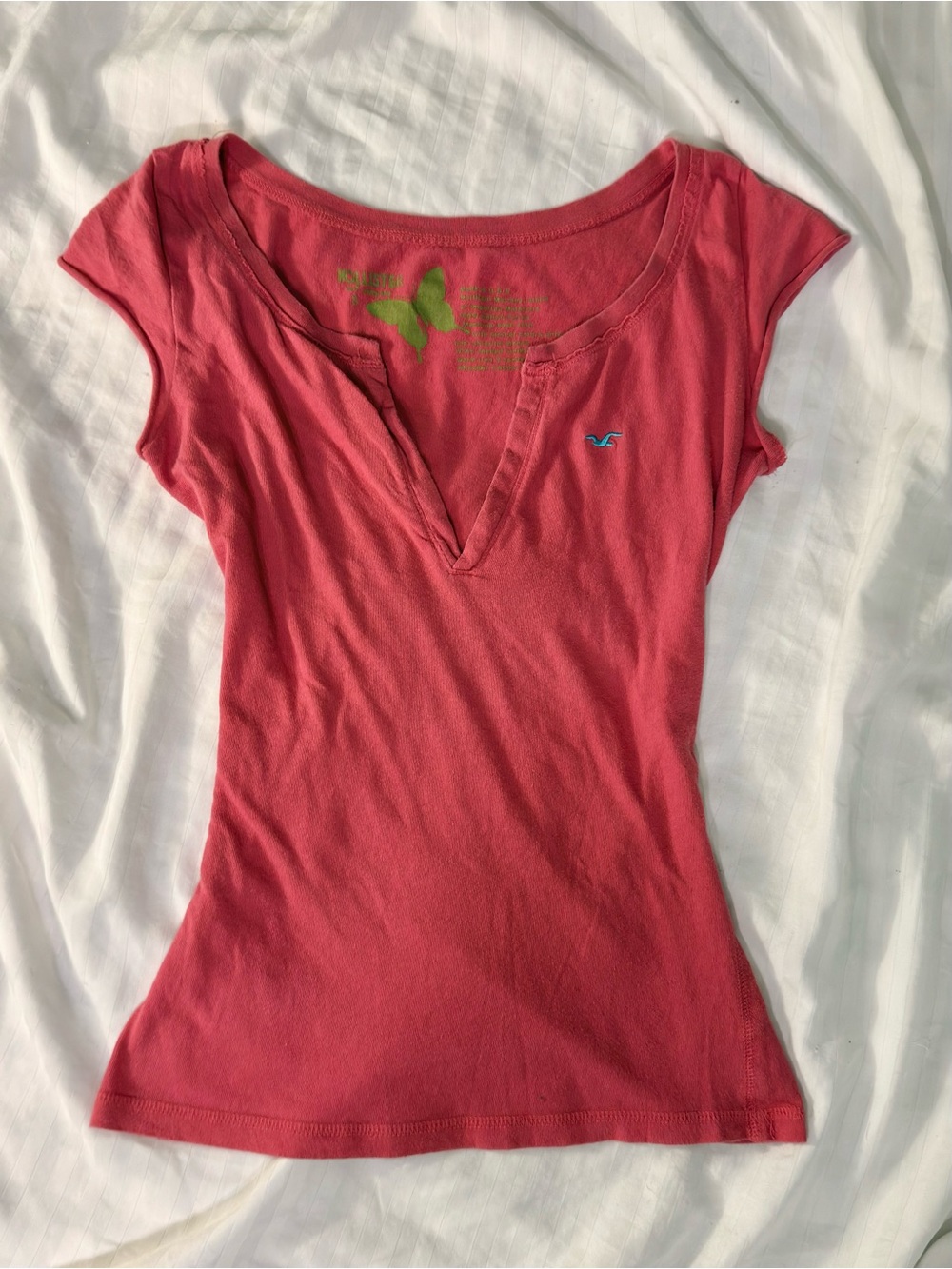 Super Rare Vintage Y2K Pink Red Hollister Logo Split V-Neck Baby Tee Top